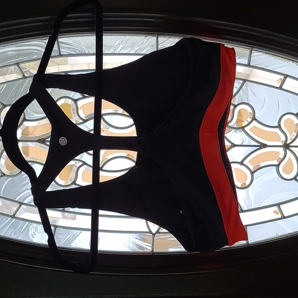 NWOT Zella Laced Sports Bra Size L Black & Red - Picture 9 of 12
